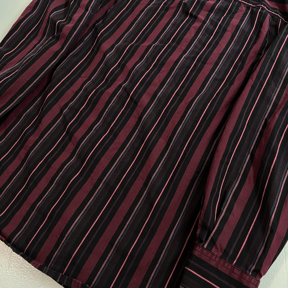 Claiborne large button down - Picture 6 of 12